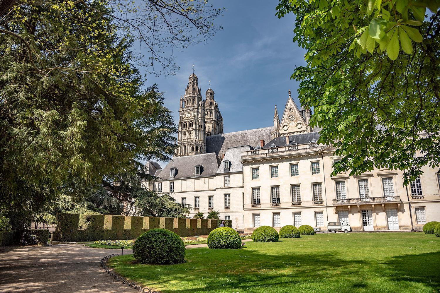 L'Historique / Basilique St Martin Apartment Tours Ngoại thất bức ảnh